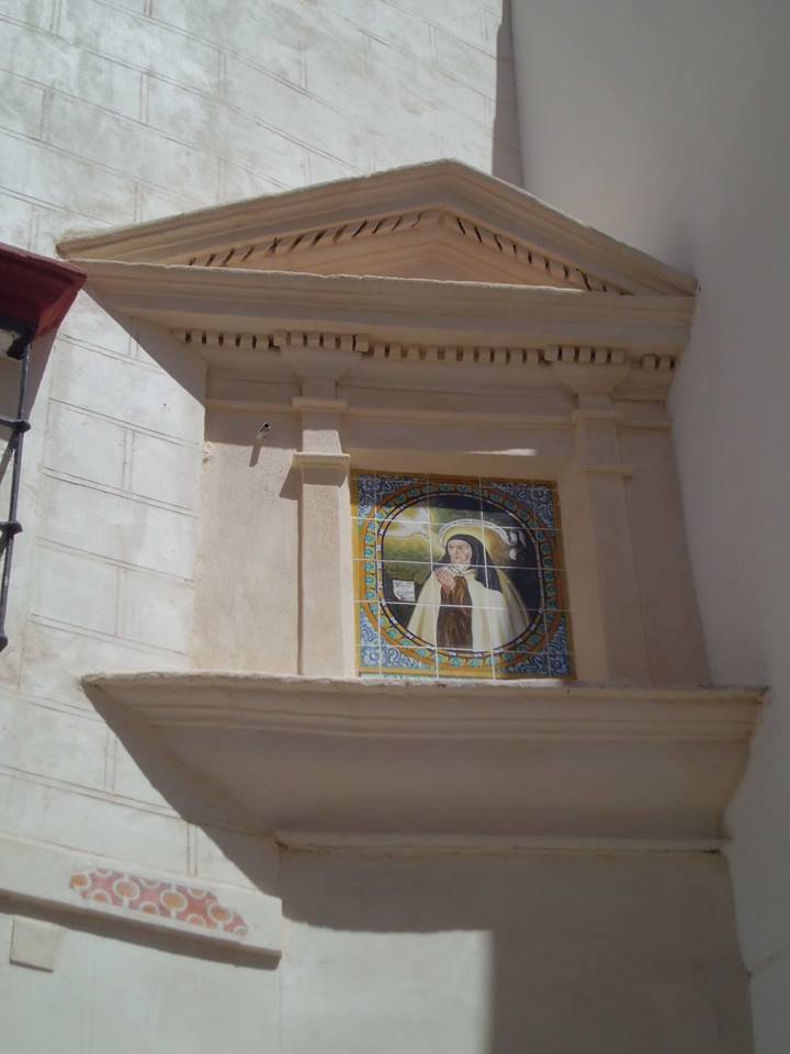 El retablo cerámico de Santa Teresa de Jesús, del Convento de las Teresas